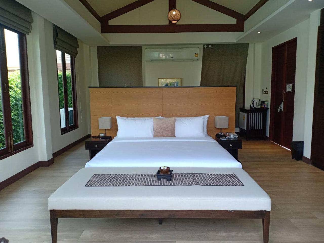 Triple Tree Beach Resort Cha-am Exterior foto